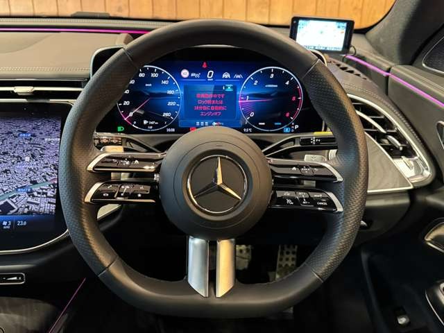 Eクラスワゴン E220 d アバンギャルド AMGラインパッケージ(ISG搭載モデル)