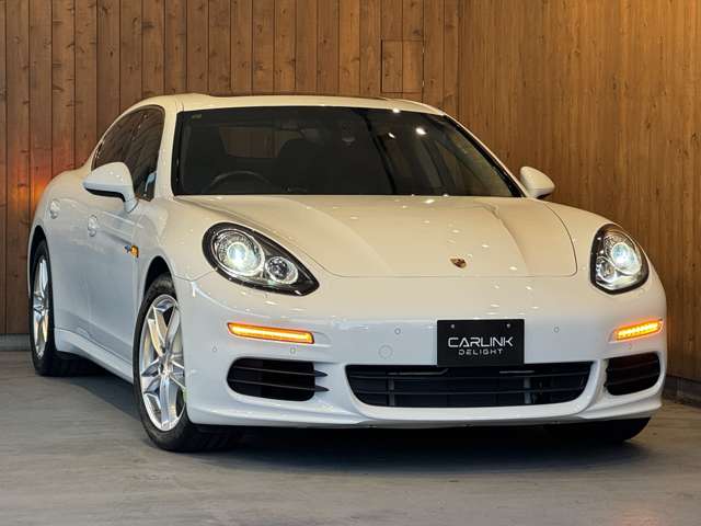 パナメーラ S eハイブリッド　サンルーフ　スポーツクロノPKG