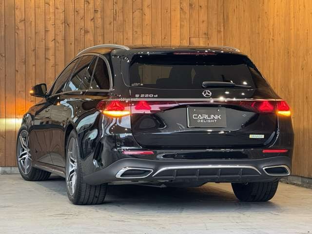 Eクラスワゴン E220 d アバンギャルド AMGラインパッケージ(ISG搭載モデル)