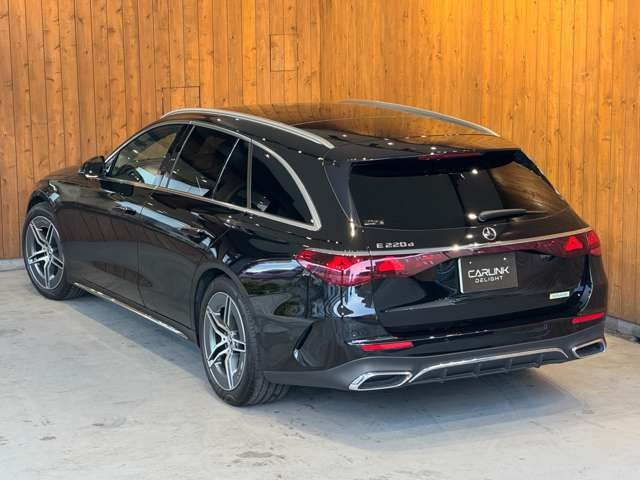 Eクラスワゴン E220 d アバンギャルド AMGラインパッケージ(ISG搭載モデル)
