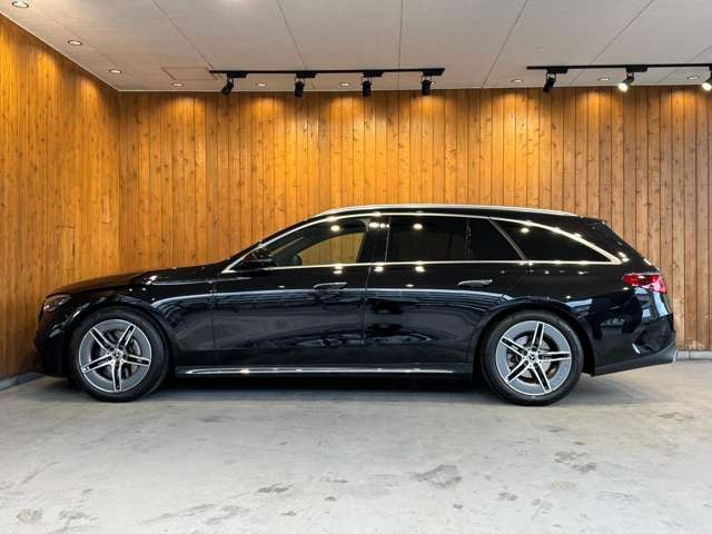 Eクラスワゴン E220 d アバンギャルド AMGラインパッケージ(ISG搭載モデル)