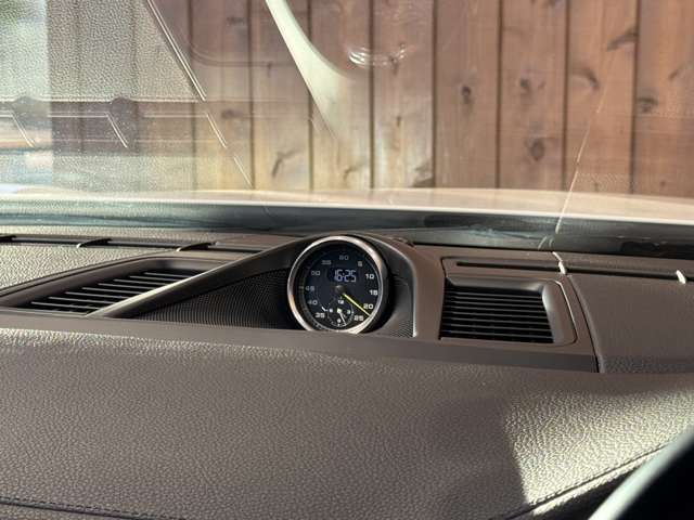 パナメーラ S eハイブリッド　サンルーフ　スポーツクロノPKG