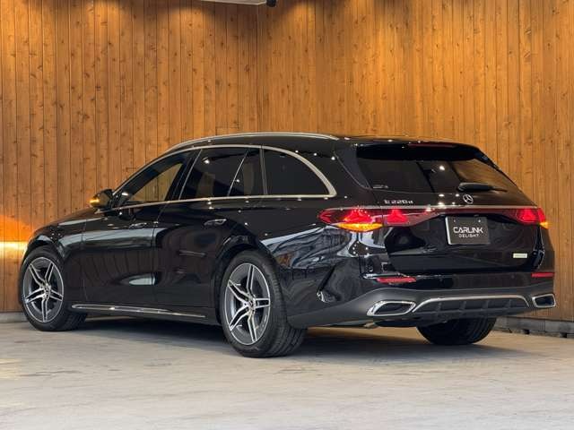Eクラスワゴン E220 d アバンギャルド AMGラインパッケージ(ISG搭載モデル)