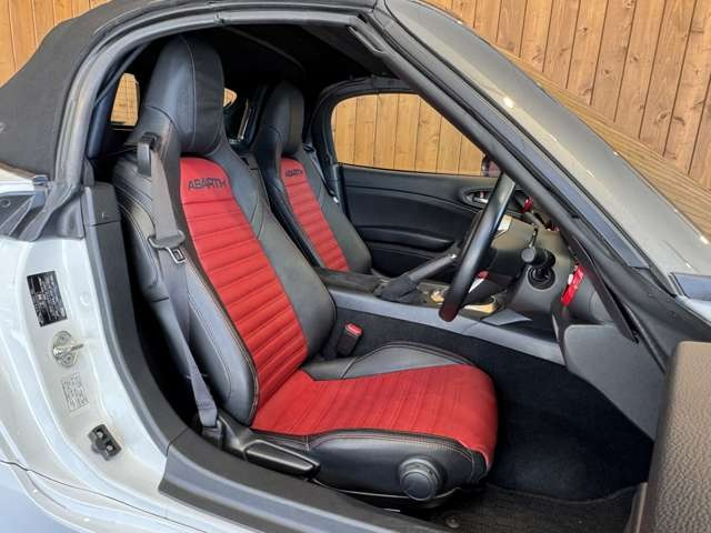 124スパイダー 1.4　F6MT