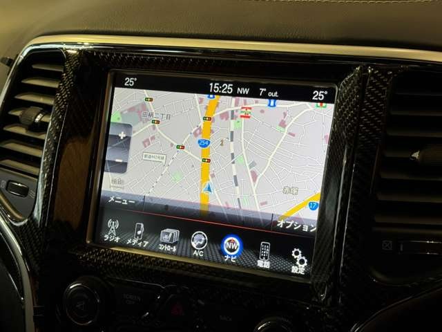 グランドチェロキー SRT8 4WD パノラマルーフ