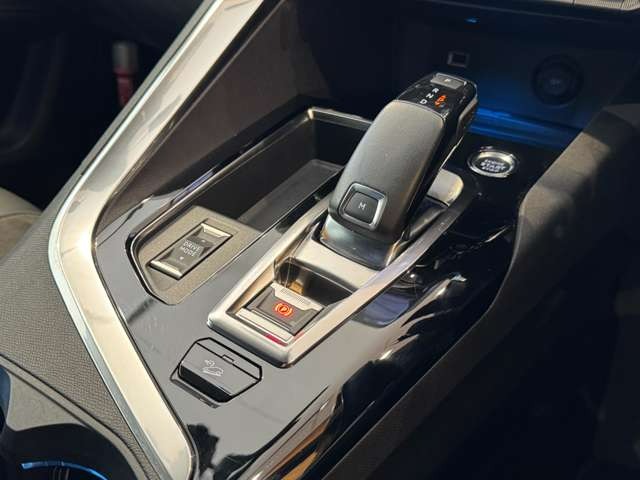 5008 GT　パノラミックサンルーフ