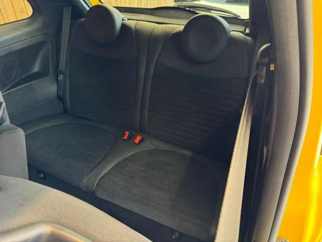 595 コンペティツィオーネ　RECAROシート