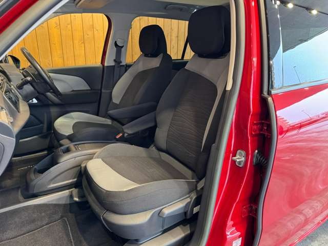 グランドC4ピカソ セダクション