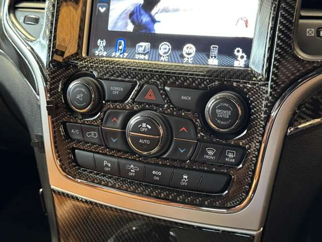 グランドチェロキー SRT8 4WD パノラマルーフ