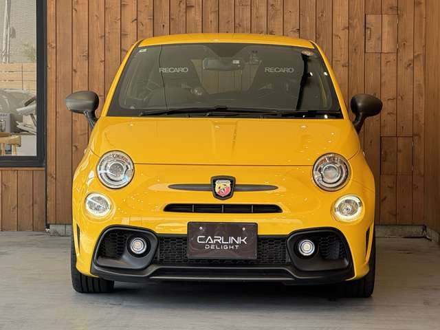 595 コンペティツィオーネ　RECAROシート