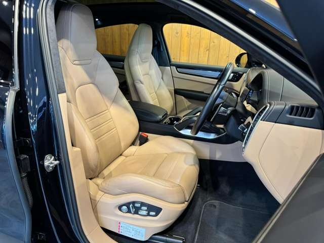 カイエンクーペ ターボ ティプトロニックS