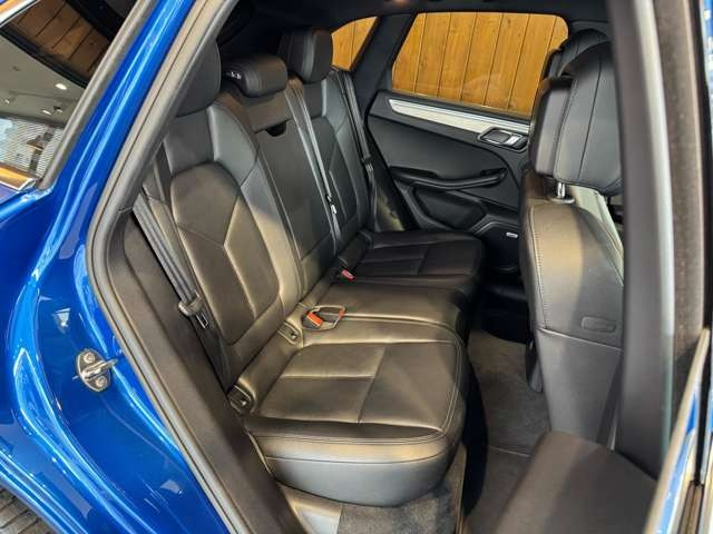 マカン S PDK 4WD　テクノロジーエディション