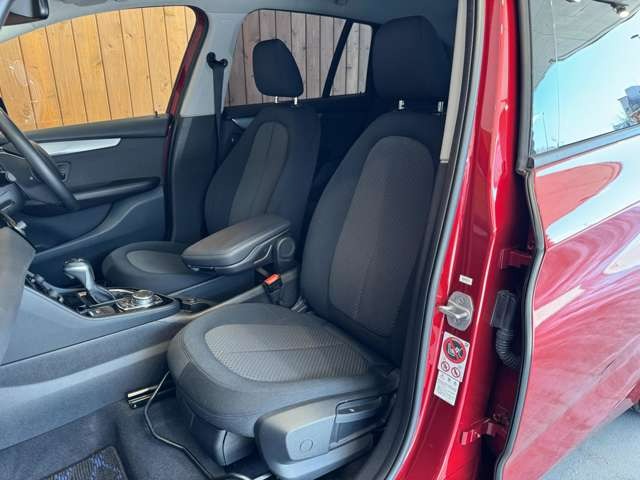 2シリーズ グランツアラー 218d