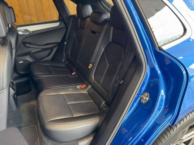 マカン S PDK 4WD　テクノロジーエディション