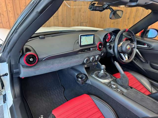 124スパイダー 1.4　F6MT