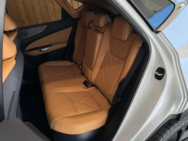 NX 450hプラス バージョンL