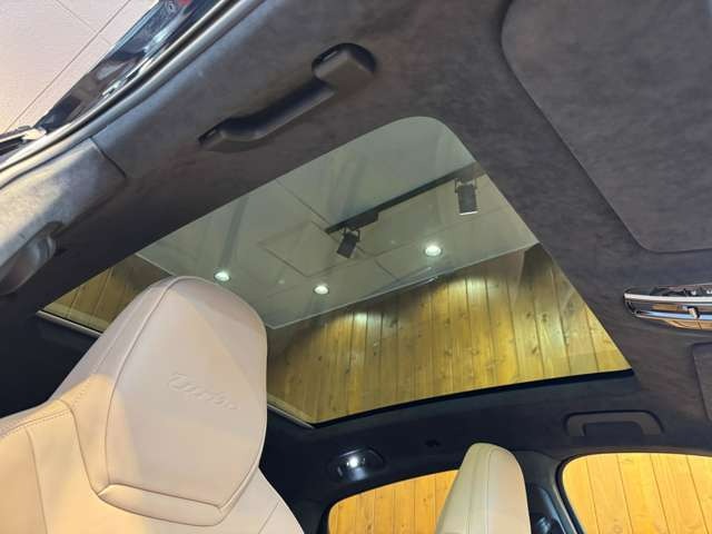 カイエンクーペ ターボ ティプトロニックS