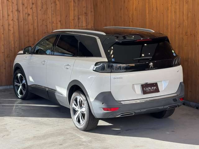 5008 GT　パノラミックサンルーフ