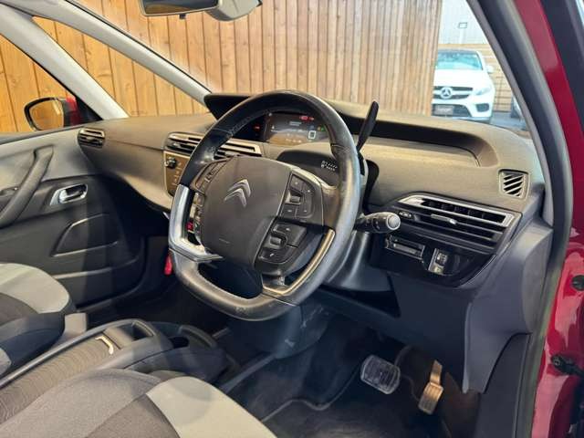 グランドC4ピカソ セダクション