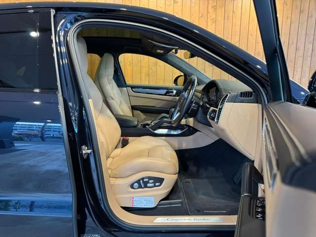 カイエンクーペ ターボ ティプトロニックS