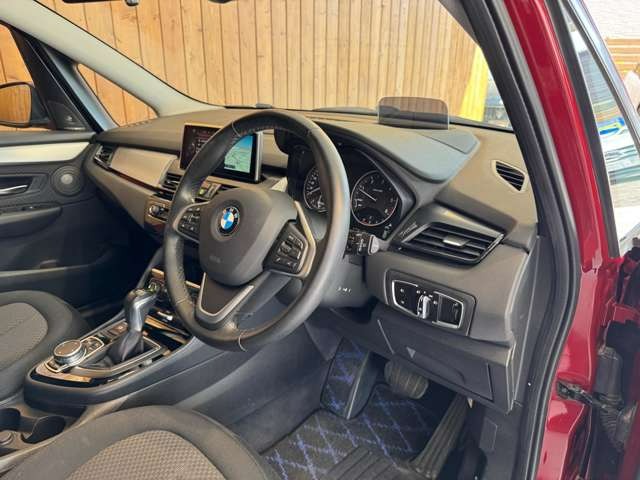 2シリーズ グランツアラー 218d