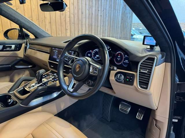 カイエンクーペ ターボ ティプトロニックS