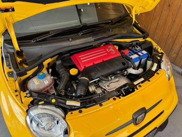 595 コンペティツィオーネ　RECAROシート