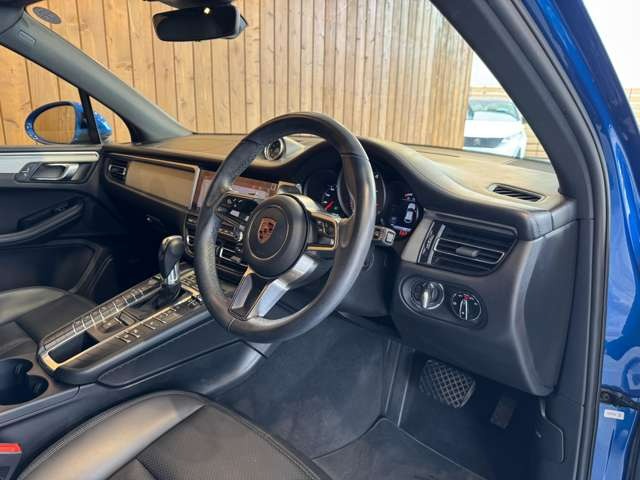 マカン S PDK 4WD　テクノロジーエディション