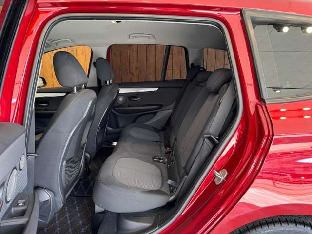 2シリーズ グランツアラー 218d