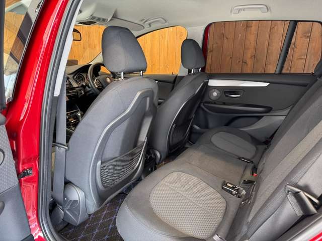 2シリーズ グランツアラー 218d