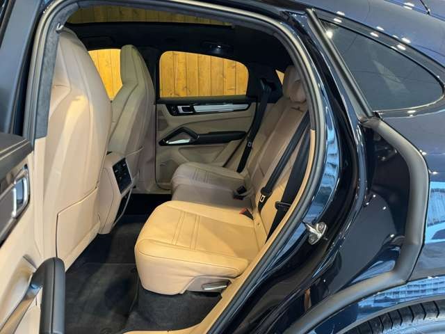 カイエンクーペ ターボ ティプトロニックS