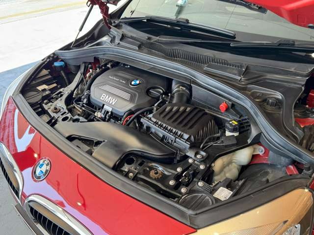 2シリーズ グランツアラー 218d