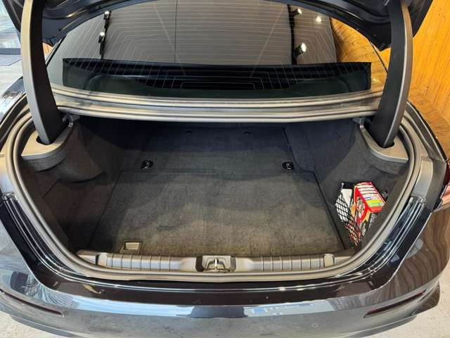 ギブリ モデナ AWD　茶革パワーシート