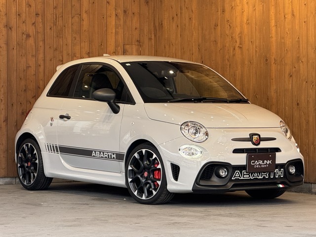 595 コンペティツィオーネ　アバルトロゴバンパーグリル 275.4万円