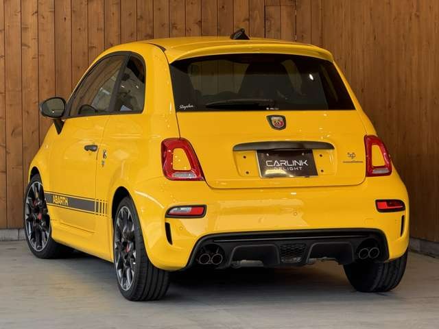 595 コンペティツィオーネ　RECAROシート