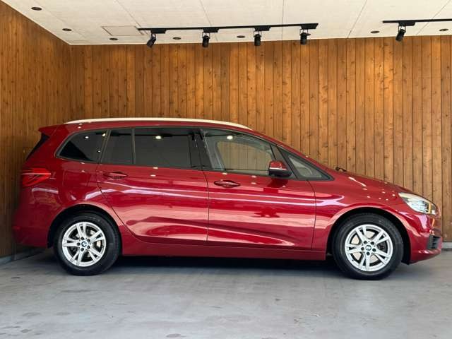 2シリーズ グランツアラー 218d