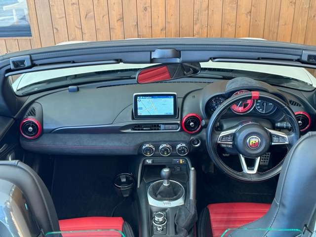 124スパイダー 1.4　F6MT