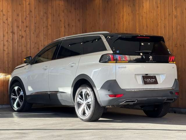 5008 GT　パノラミックサンルーフ