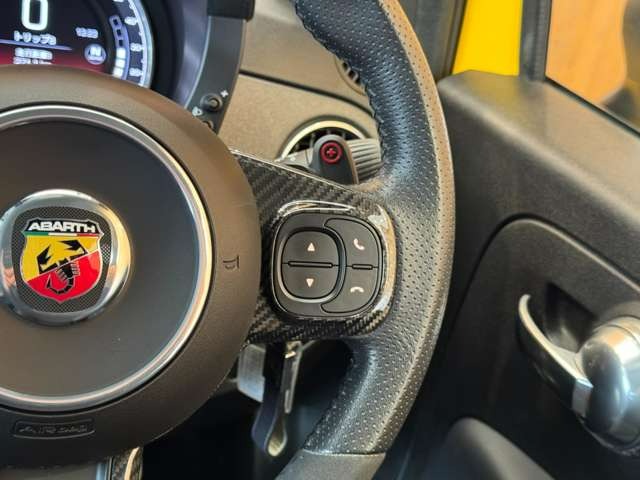 595 コンペティツィオーネ　RECAROシート