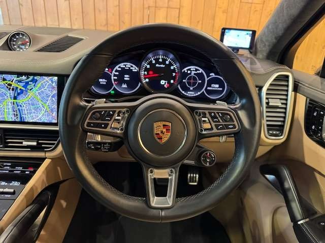 カイエンクーペ ターボ ティプトロニックS