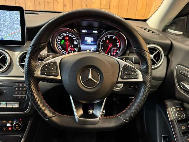 CLAシューティングブレーク CLA180 AMGスタイル