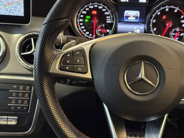 CLAシューティングブレーク CLA180 AMGスタイル