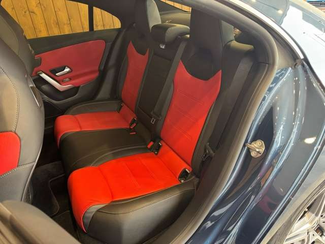 CLAクラス CLA200d AMGライン