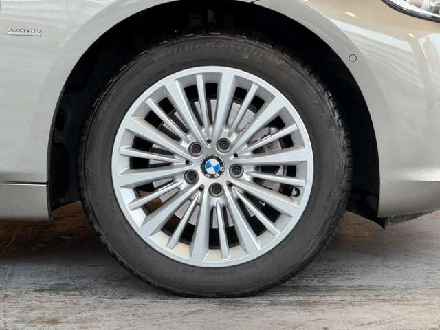 2シリーズグランツアラー 218i ラグジュアリー