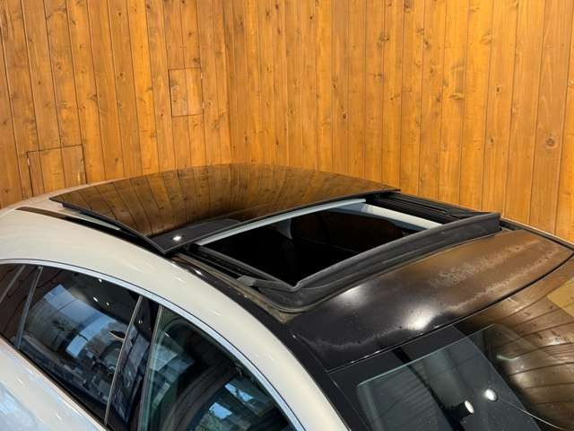 CLAシューティングブレーク CLA180 AMGスタイル