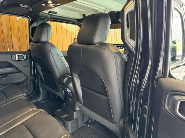 ラングラー アンリミテッド サハラ