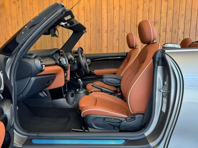 ミニコンバーチブル クーパーS DCT