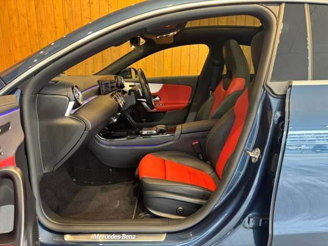 CLAクラス CLA200d AMGライン