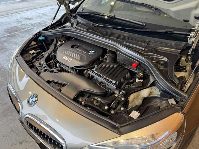 2シリーズグランツアラー 218i ラグジュアリー