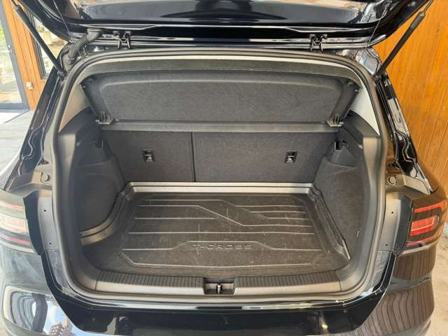 T-Cross TSI 1st プラス